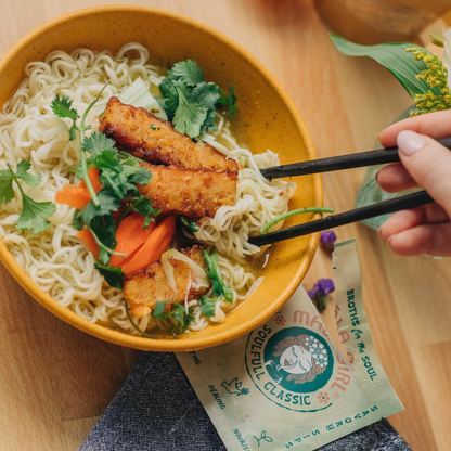 Superfood Instant Broth Powder w/ Lemon Ginger and Turmeric
